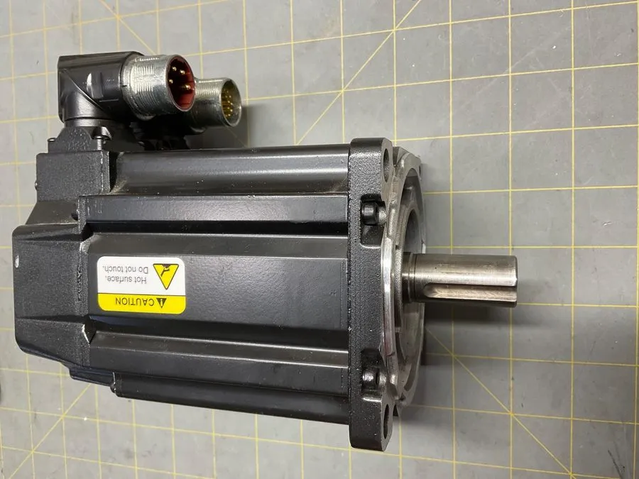 Серводвигатель Allen-Bradley MPL-B420P-MJ72AA Servo Motor