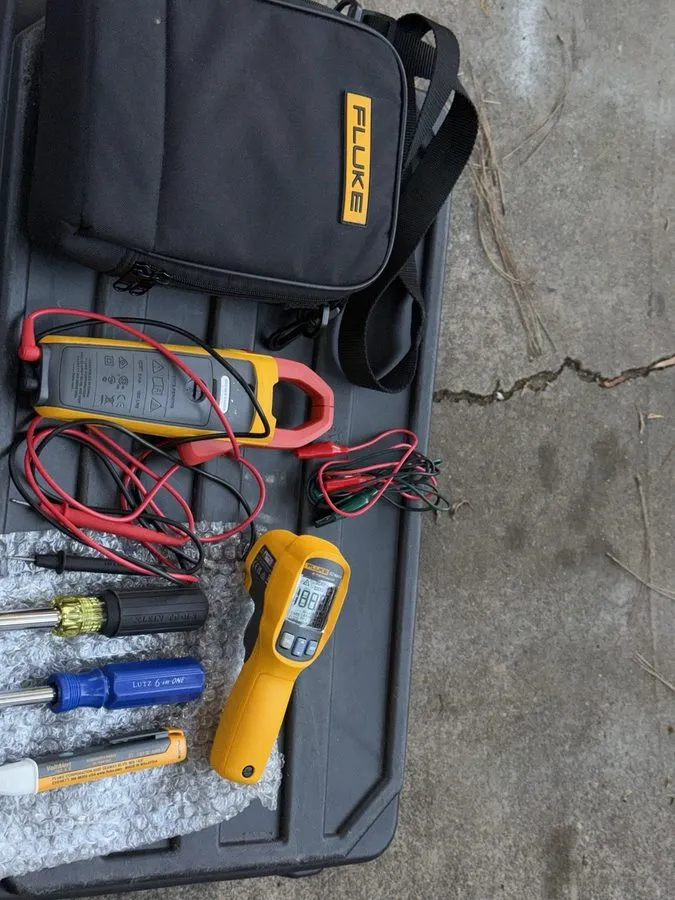 Тестер Fluke 373 True-RMS Yellow Clamp Meter Only — фото лота 1