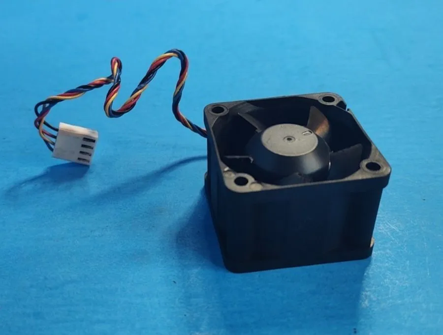 Вентилятор Supermicro FAN-0065L4 40x28mm 1U Server Cooling Fan SC813MF PWM