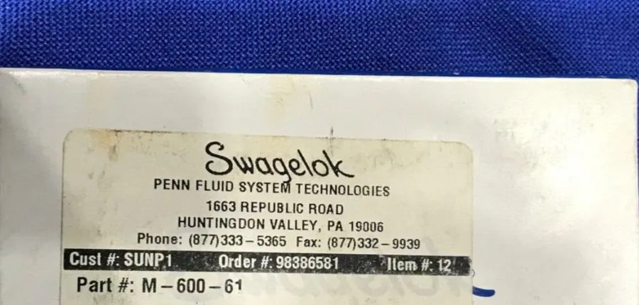 Фитинг 1 Swagelok 3/8" Tube Monel (Alloy 400/R-405) Bulkhead Fitting M-600-61 — фото лота 1