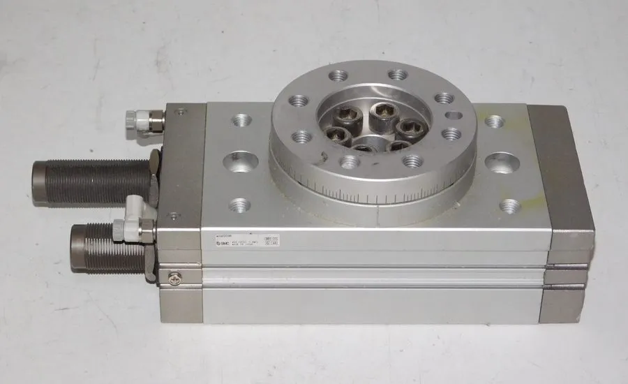 Поворотный стол SMC MSQB200R Pneumatic Rotary Table Cylinder