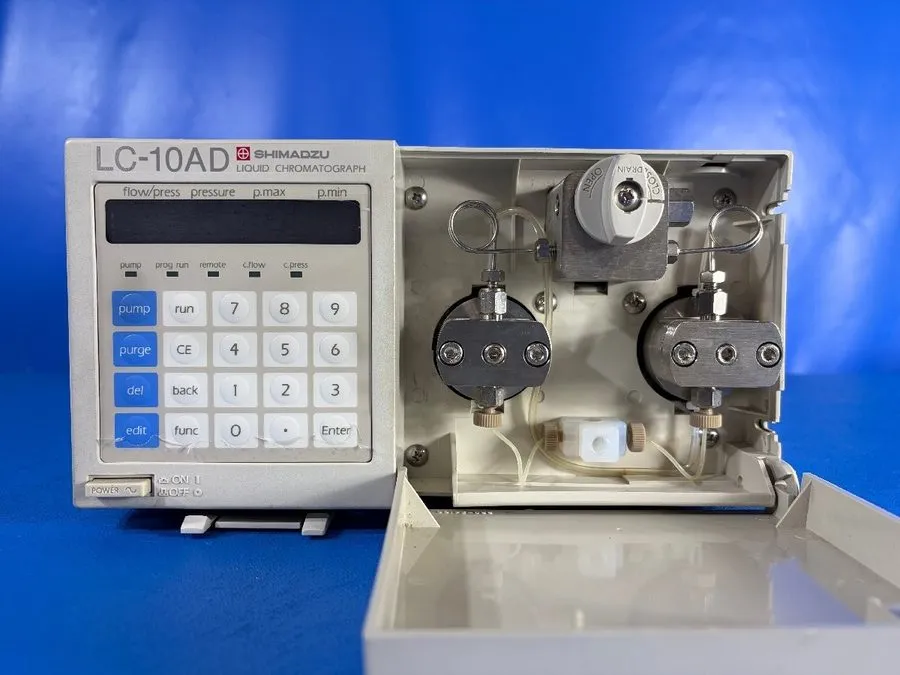 Хроматограф Shimadzu LC-10ADVP (LC-10AD VP) HPLC liquid chromatograph pump — фото лота 4
