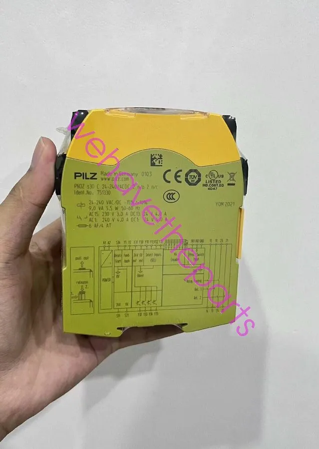Реле безопасности Pilz PNOZ s30 750330 Safety Speed Monitor Relay 24-240VAC/DC