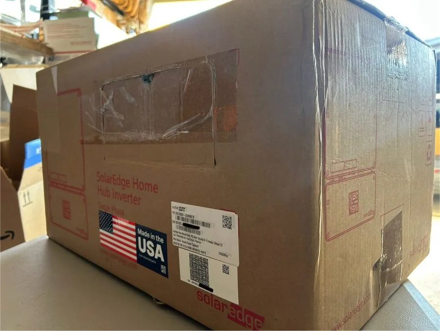 Энергооборудование SolarEdge SE7600H-USMNBE78 HOME HUB. Federal tax credit — фото лота 1