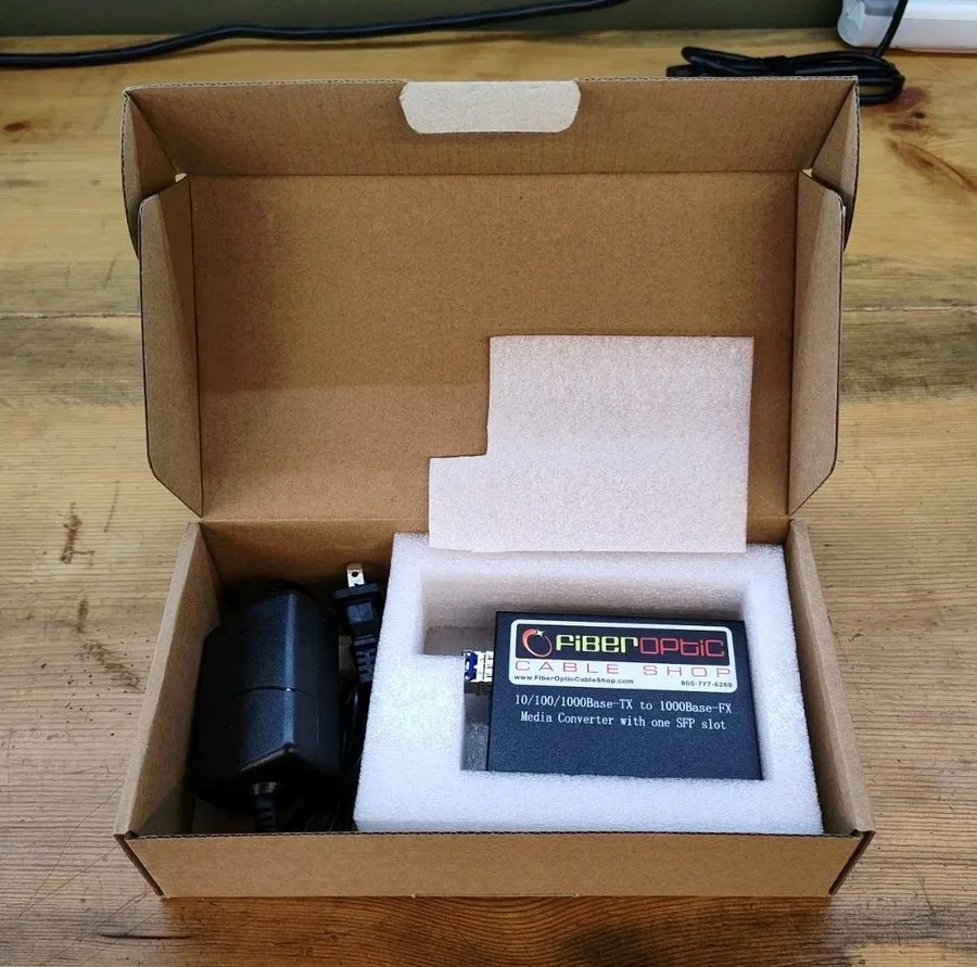 Медиаконвертер Media Converter, 10/100/1000BaseTX to 1000BaseLX, Singlemode, 20k
