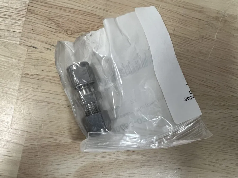 Фитинг Swagelok SS-6M0-6-4 Stainless Steel Swagelok Tube Fitting FNSP