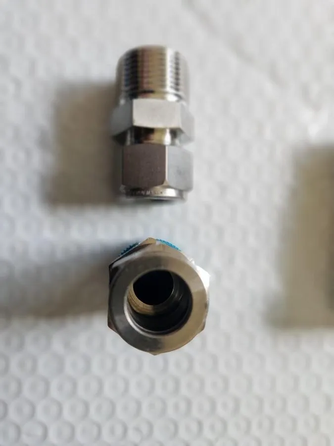 Разъём 1 Swagelok Stainless Connector Fitting, 1/2" Tube x 3/4" MNPT, SS-810-1-1