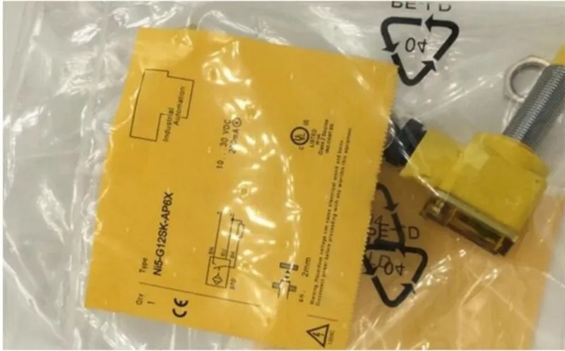 Датчик приближения TURCK NI5-G12SK-AN6X Proximity switch sensor