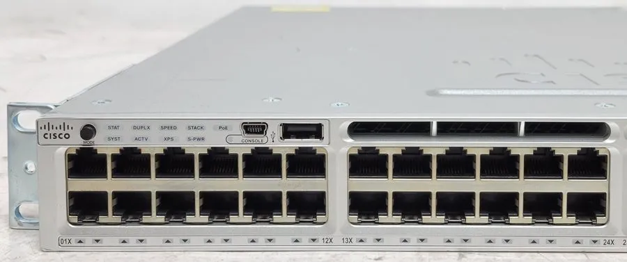 Коммутатор Cisco WS-C3850-48F-S Catalyst 3850 48 Port Full PoE 1100W Switch