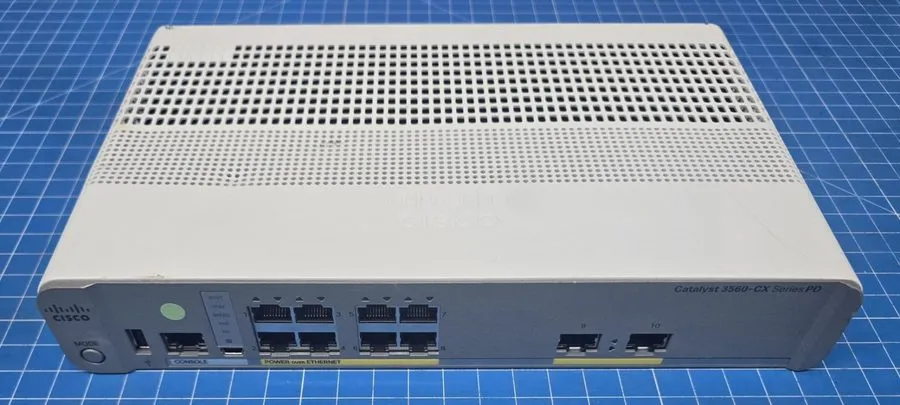 Коммутатор Cisco WS-C3560CX-8PT-S 8-Port Gigabit PoE Switch, 1 Year