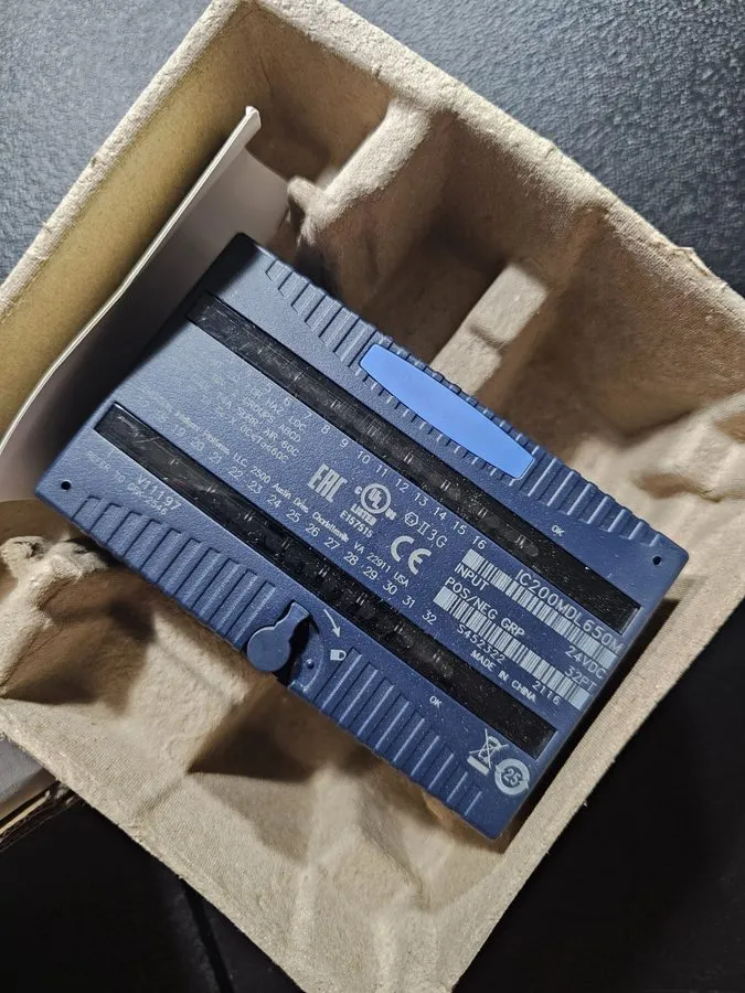 Модуль ввода-вывода GE Emerson IC200MDL650M VersaMax 32 Point 24VDC Input Module