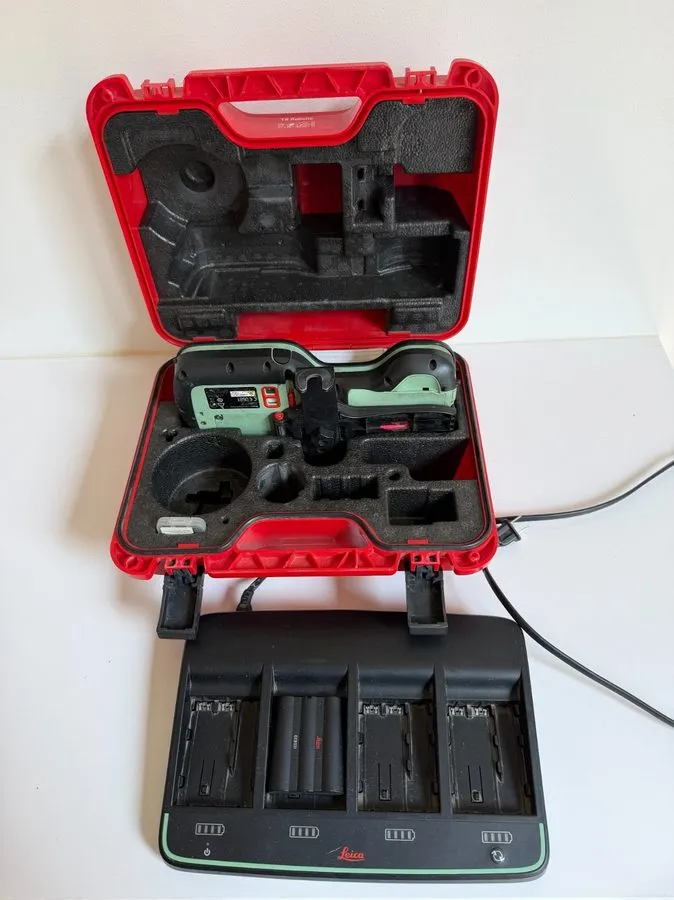 Тахеометр Leica MS60 1" R2000 MultiStation Total Station + Leica CS20 Controller — фото лота 2