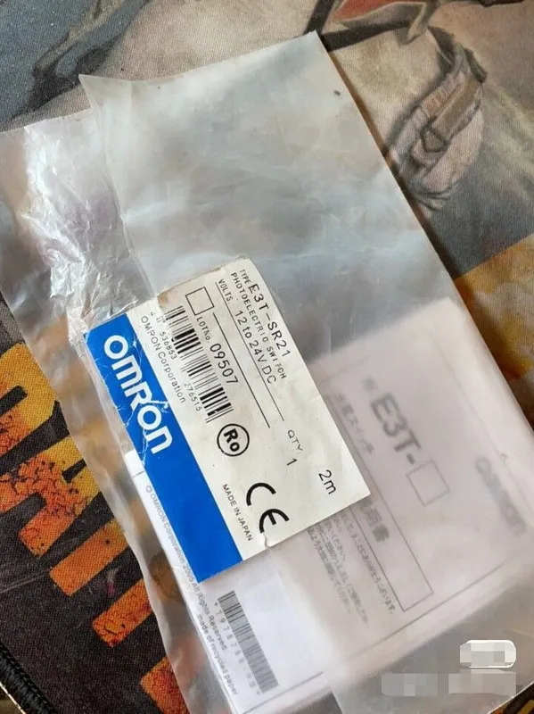 Фотоэлектрический датчик Omron E3T-SR21 Photoelectric Sensor prox switch, Range 