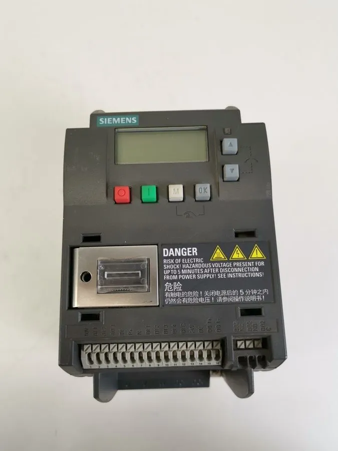 Частотный преобразователь Siemens SINAMICS V20 6SL3210-5BE17-5UV0 3AC 400V 0.75k
