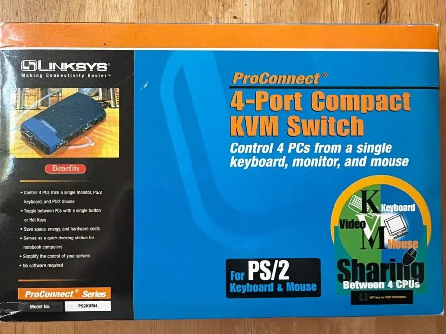 KVM-переключатель Linksys ProConnect (PS2KVM4) 4-Ports External KVM switch PS/2