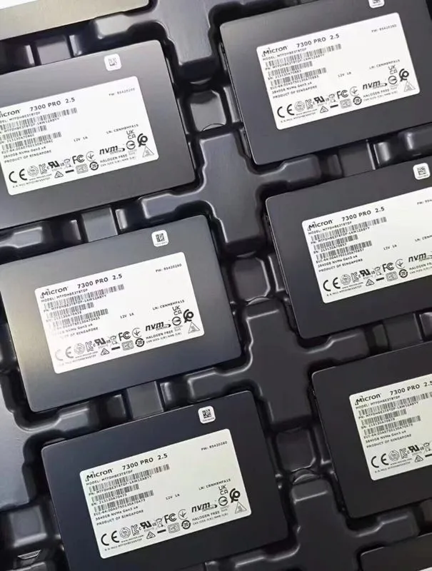 SSD-накопитель Micron 7.68TB NVMe U.2 PCIe Gen 3.0 x4 RI SFF 2.5" SSD 7300 PRO M