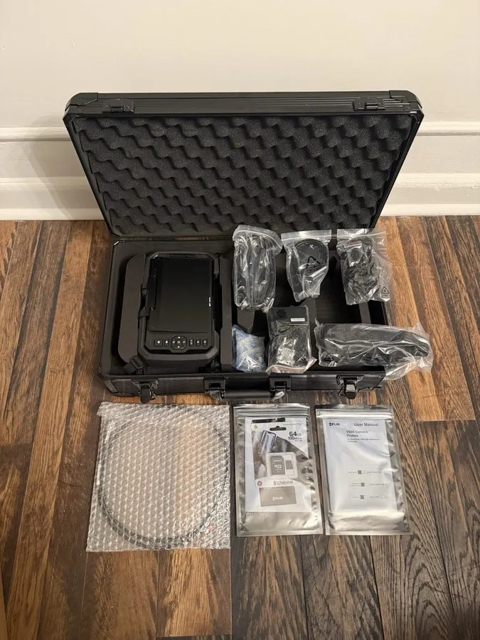 Видеоэндоскоп FLIR VS80-KIT-6 Videoscope Kit,7" Monitor,5.5 mm Camera 797RD5