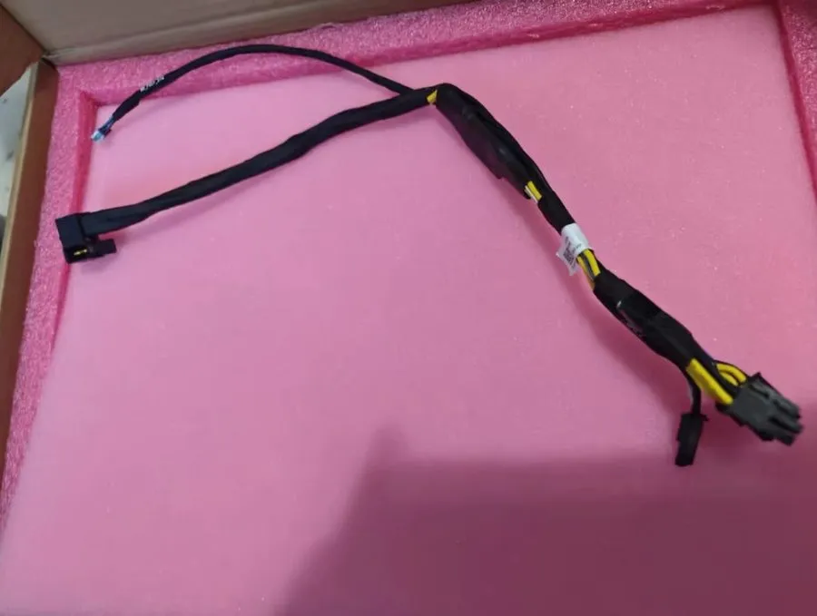 Ускоритель DELL PowerEdge R760 Server GPU Power Riser 1 Dual 8-Port Cable CPH58 