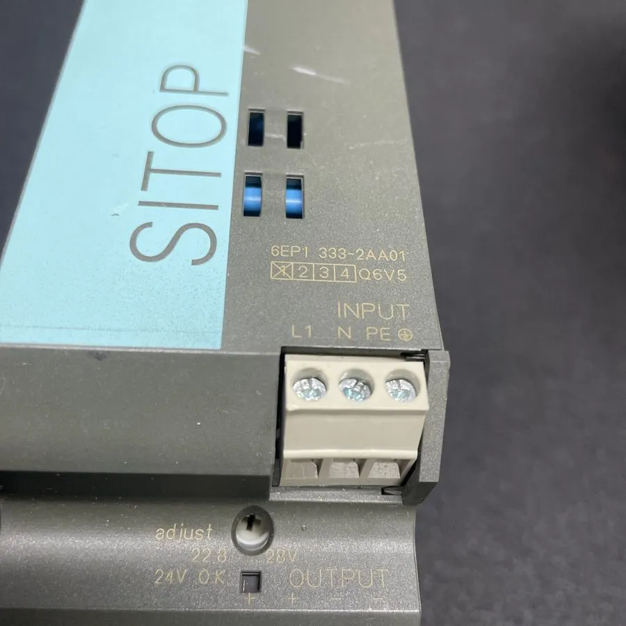 Блок питания Siemens 6EP1 333-2AA01 SITOP SMART 1AC/24VDC/5A Power Supply