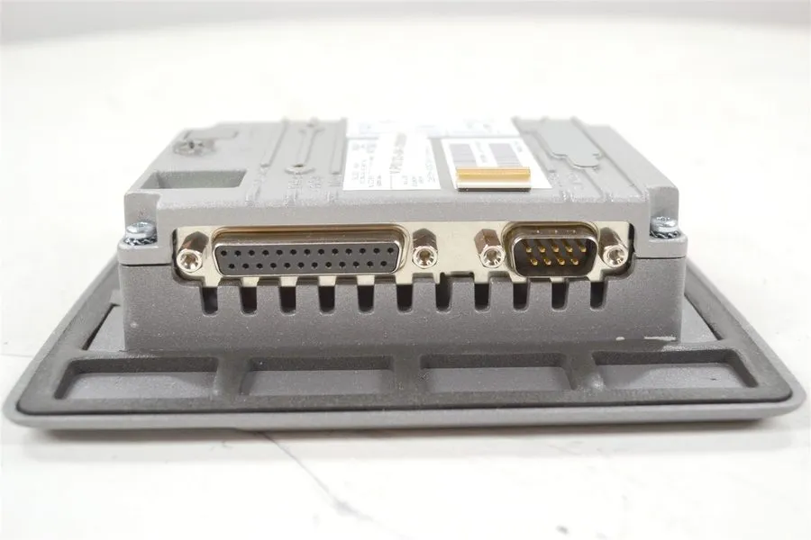 Панель оператора MITSUBISHI ELECTRIC E1012 HMI OPERATOR PANEL 06870 24VDC 0.1A