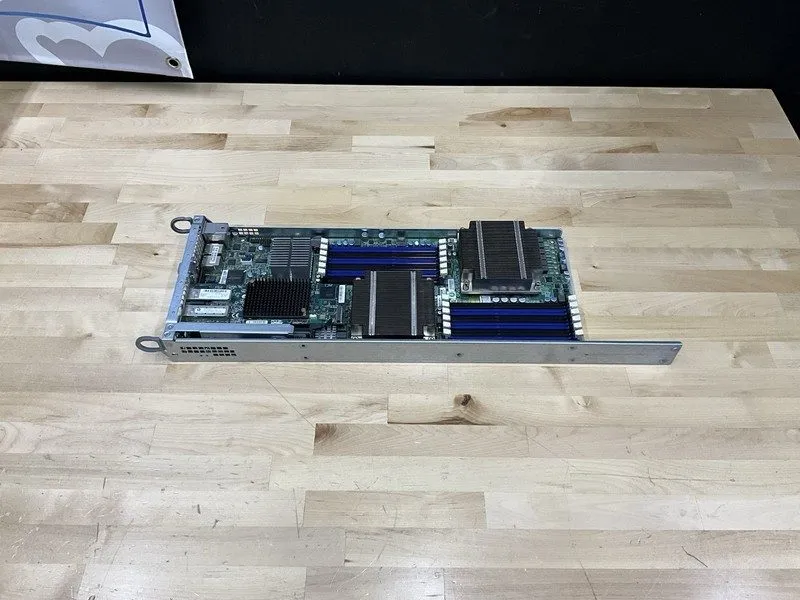 Сервер Supermicro X8DTT-F Server Node Dual Xeon X5675 3.06GHz 6-Core HP 10GbE NC — фото лота 1
