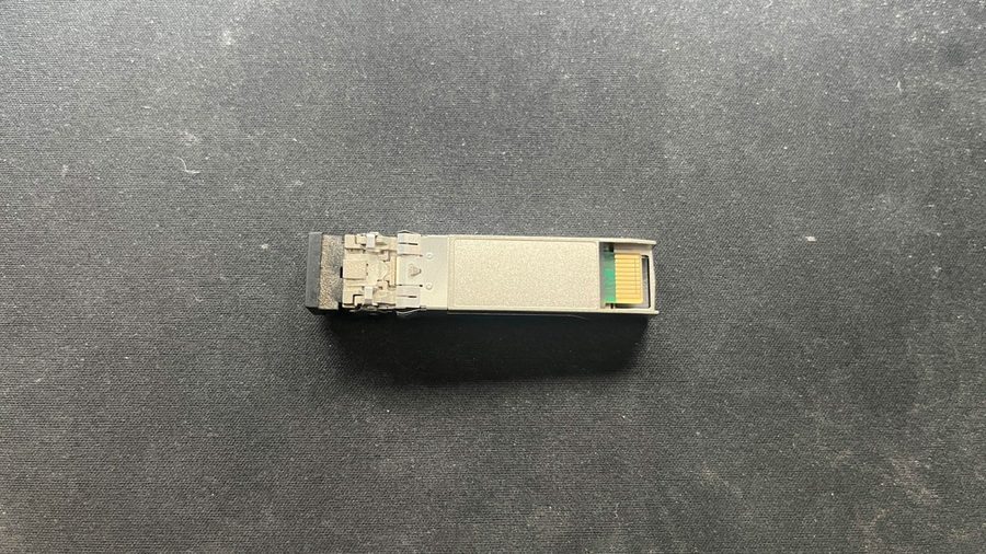 Трансивер Avago AFBR-57F5UMZ-EP1 16GFC/10GE SFP+ SWL Transceiver Modules
