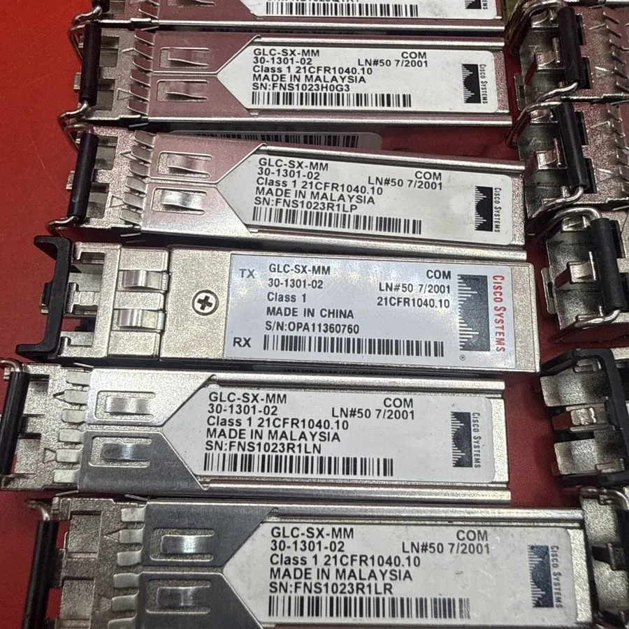 Трансивер Cisco GLC-SX-MM 30-1301-02 GBIC 850nm SFP Transceivers — фото лота 2