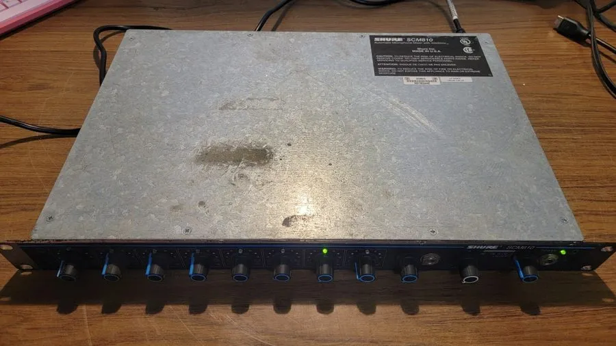 Микрофон Shure SCM810 8-Channel Automatic Microphone Mixer ( )