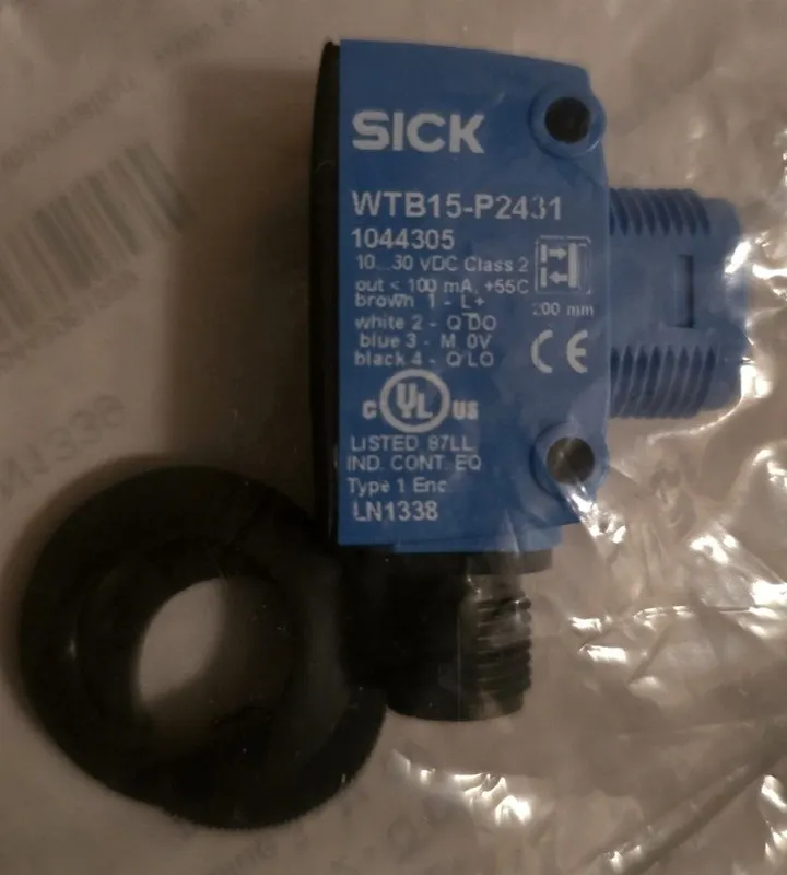 Фотоэлектрический датчик SICK Photoelectric Sensor/ Switch WTB15-P2431