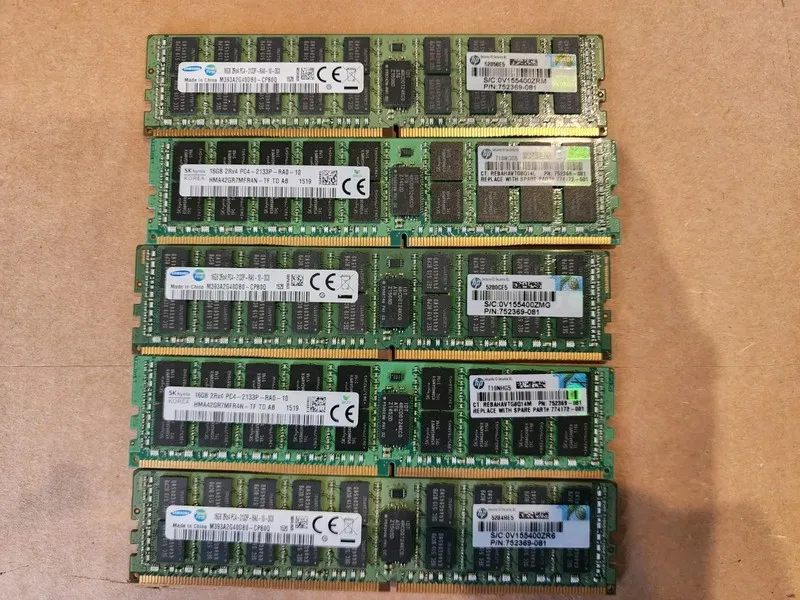 Модуль памяти Samsung 16GB 2Rx4 PC4-2133P-RA0-10-DC0 SERVER RAM