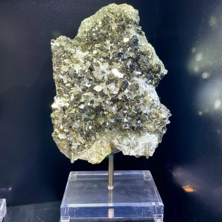 Лабораторный прибор 21.45LB TOP Natural zoisite quartz hand carved crystal drago