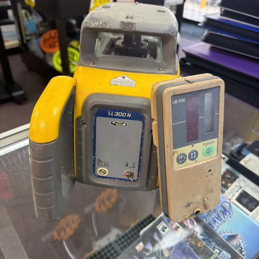 Нивелир LL300N