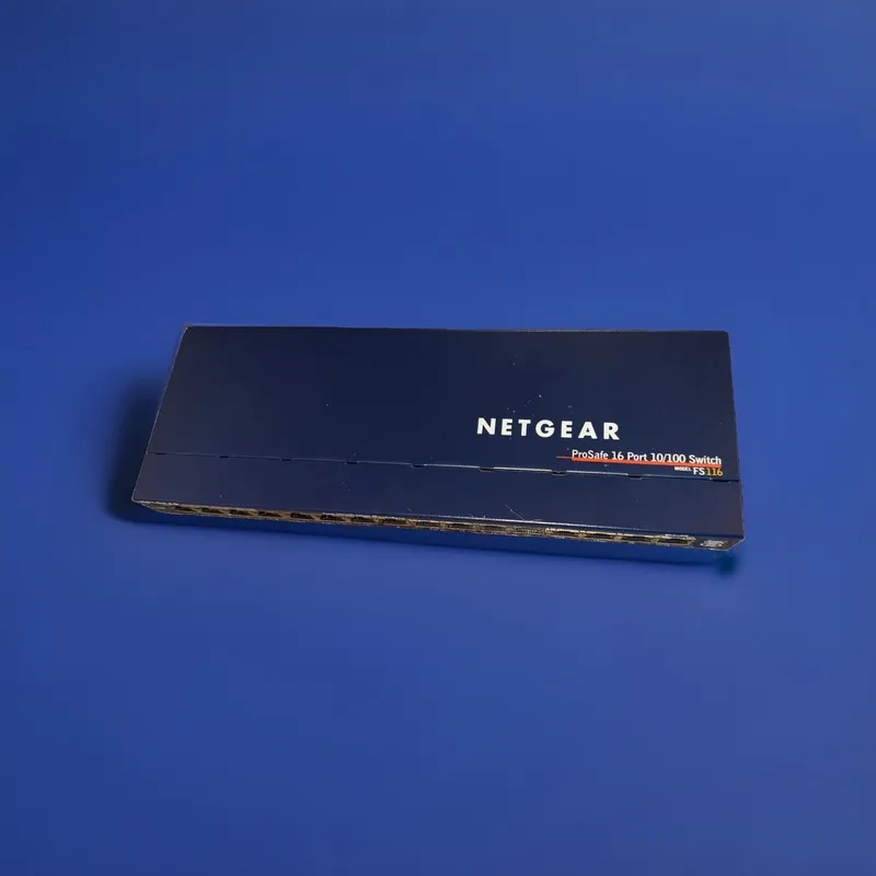 Коммутатор Netgear ProSafe 16 Port Gigabit Switch GS116 v2 Blue Metal Desktop