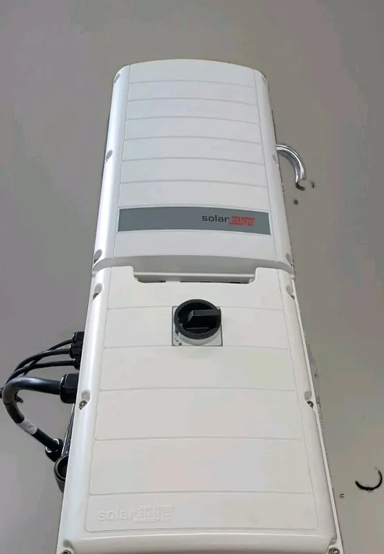 Коммутатор Solar Edge SE66.6KUS Three Phase Inverter w/ Synergy Technology & Saf — фото лота 1
