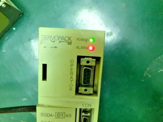 Сервопривод YASKAWA SERVOPACK SGDA-01AS