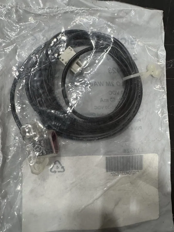 Фотоэлектрический датчик SICK ZL2-P2465S14 Reflex Photoelectric Sensor PNP LO 2m — фото лота 1