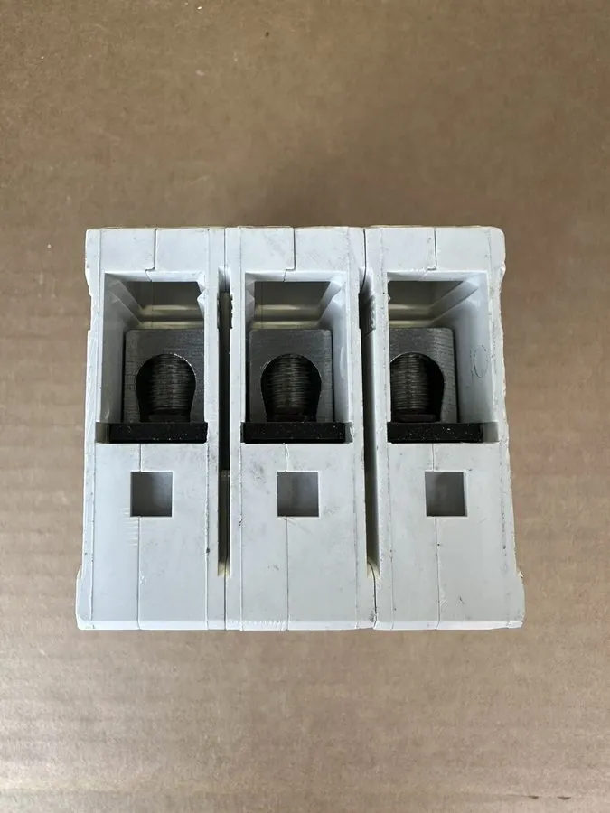 Автоматический выключатель Siemens NGB3B060 Molded Case Circuit Breaker 3 Pole 6