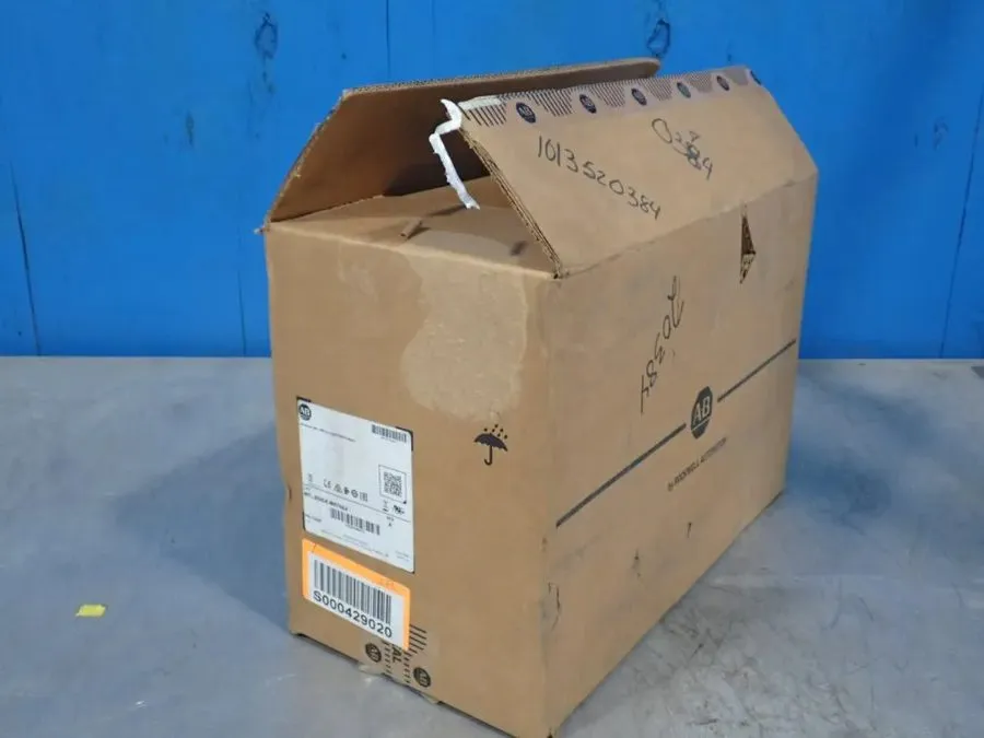 Серводвигатель ALLEN BRADLEY MPL-B540K-MK74AA /A AC ROTARY SERVO MOTOR