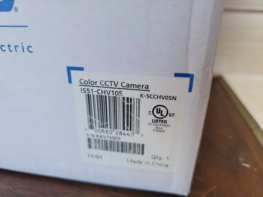 Камера Pelco IS51-CHV10S Camclosure-2 Outdoor Rugged Mini Dome Camera
