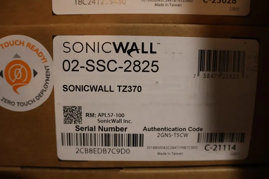 Межсетевой экран SonicWall 02-SSC-2825 TZ370 Network Security/Firewall Appliance