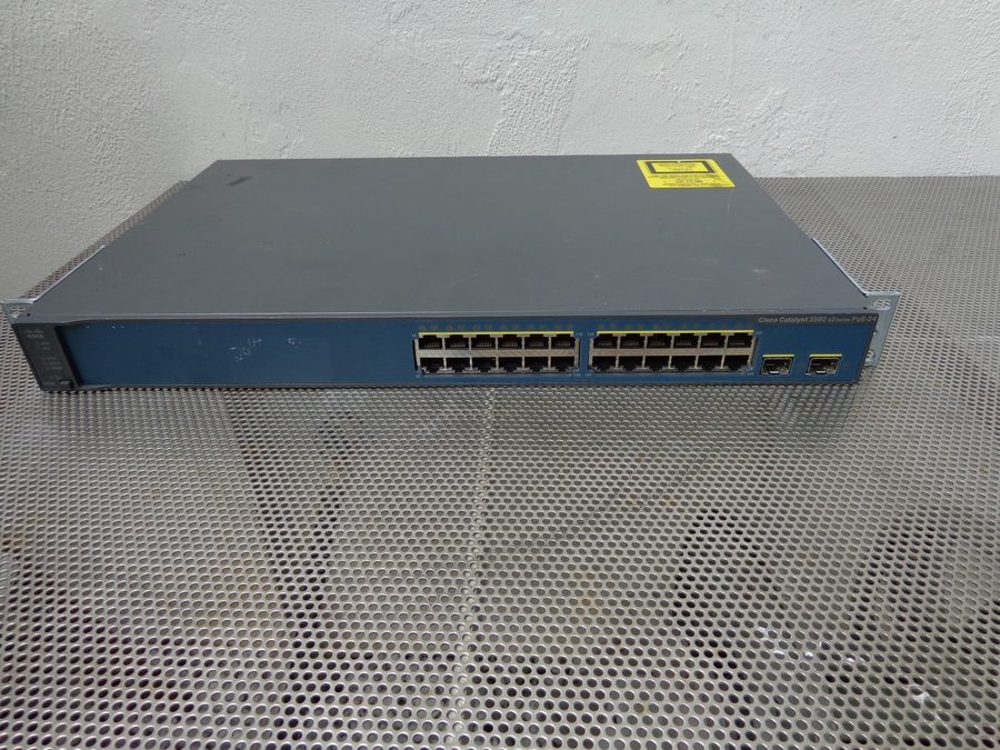Коммутатор CISCO CATALYST 2960 SERIES 24-PORT SWITCH 100-240 VAC WS-C2960-24TC-L