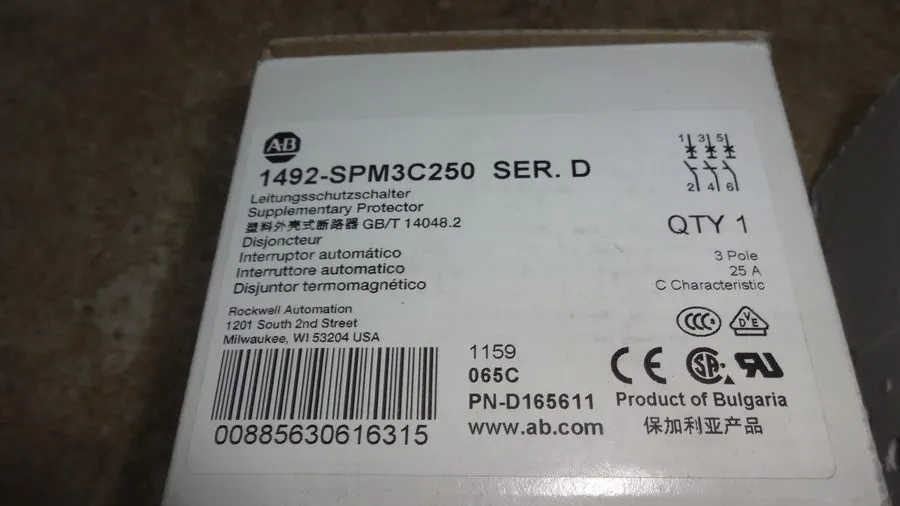 Клеммник Allen Bradley 1492-SPM3C250 Series D Supplementary Protector 3 Pole 25A