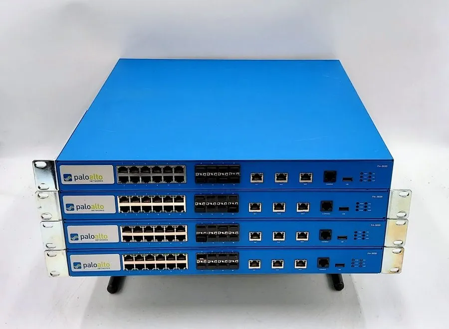 Межсетевой экран Palo Alto PA-3020 12-Port GbE 8-Port SFP Security Firewall