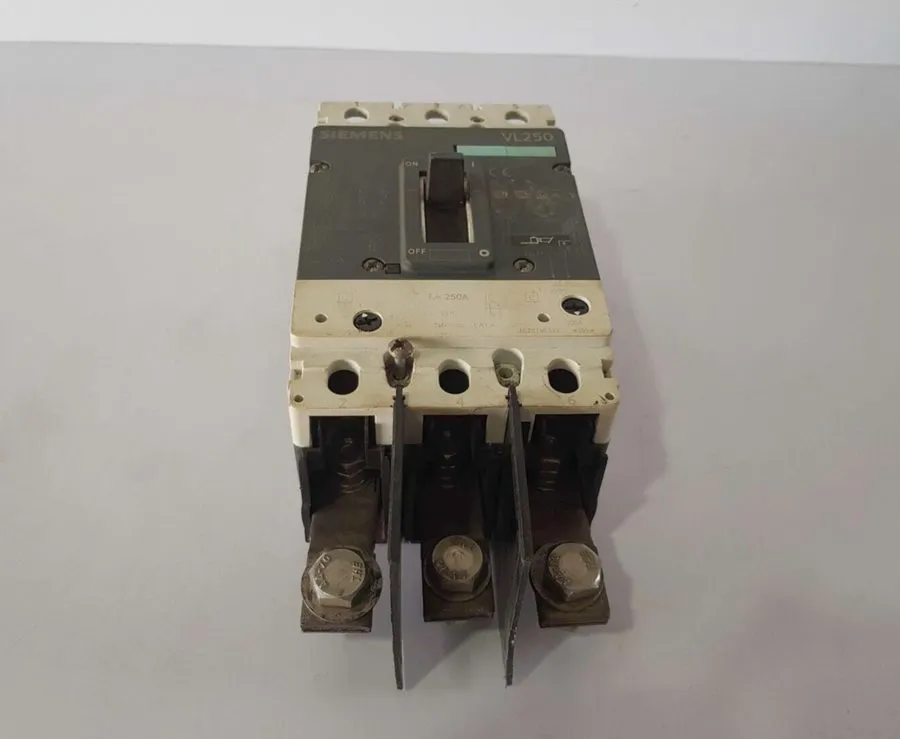 Автоматический выключатель Siemens Over-current Tripper Circuit Breaker 3VL9325-