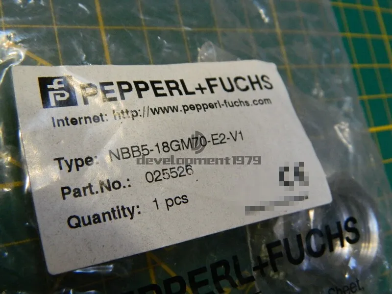 Датчик приближения PEPPERL+FUCHS Proximity switch inductance sensor NBB5-18GM70-