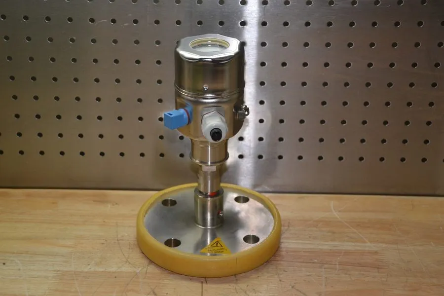 Датчик давления ENDRESS+HAUSER CERABAR M 0-1000KPA PRESSURE TRANSMITTER PMP48-GE