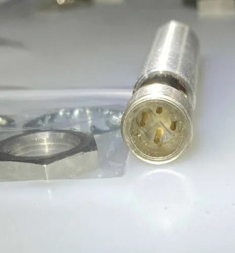 Датчик приближения IFM IFC211 IFK3003-BPKG/M/US-104-DPS Proximity Sensor