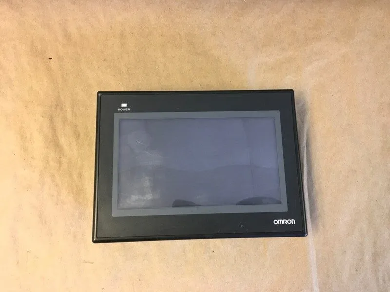 Панель оператора OMRON NB7W-TW01B HMI INTERACTIVE DISPLAY 24V DC