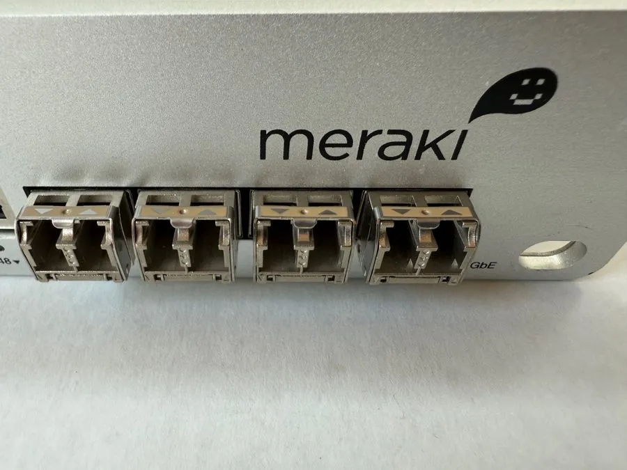 Коммутатор Cisco Meraki MS42-HW 48 Port Gigabit Cloud-Managed Switch Unclaimed