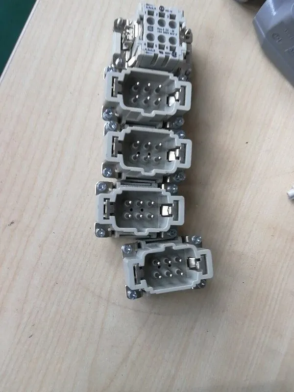 Разъём CONNECTOR 6E-M-C HARTING